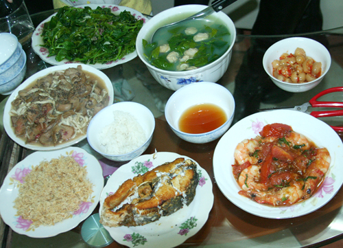Món ăn trưa cho dân văn phòng